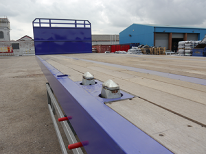 Extendable Flat Platform Trailer Post & Sockets