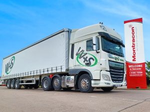 Tri-axle straight frame Curtainsiders