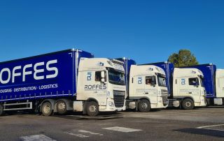 Postless Curtainsiders