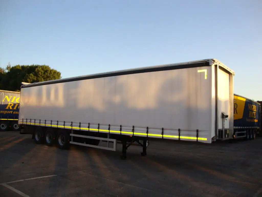 Euroliner Curtainsider