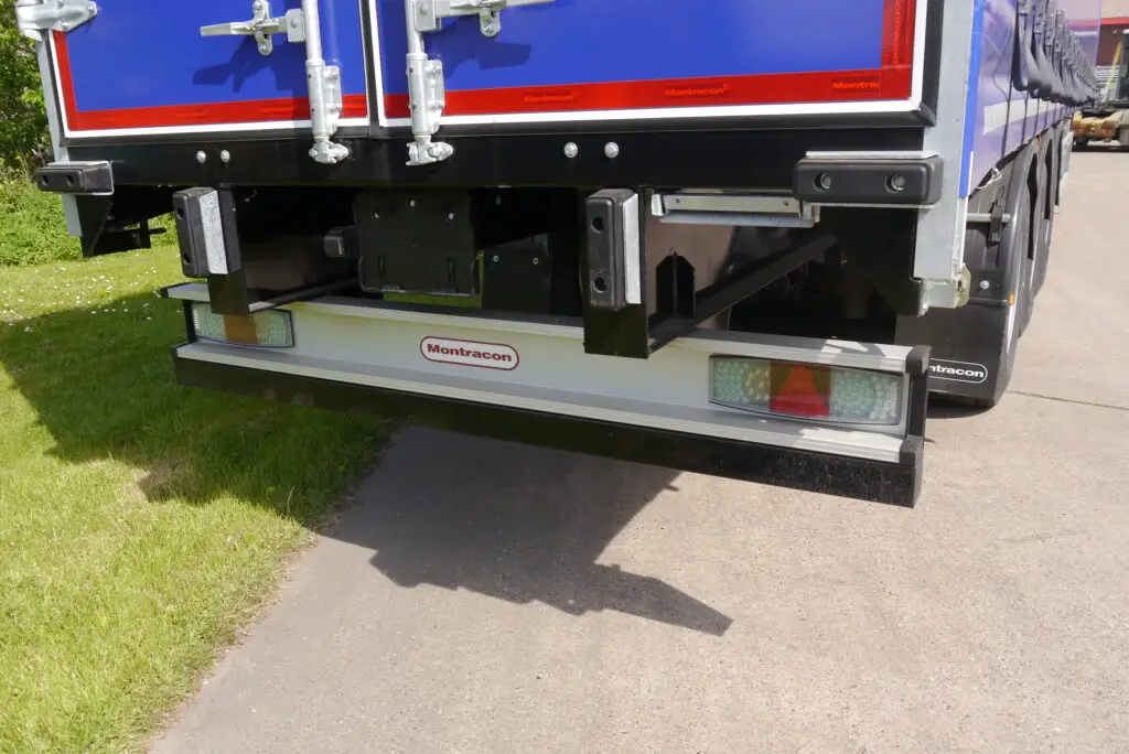 Postless Curtainsider