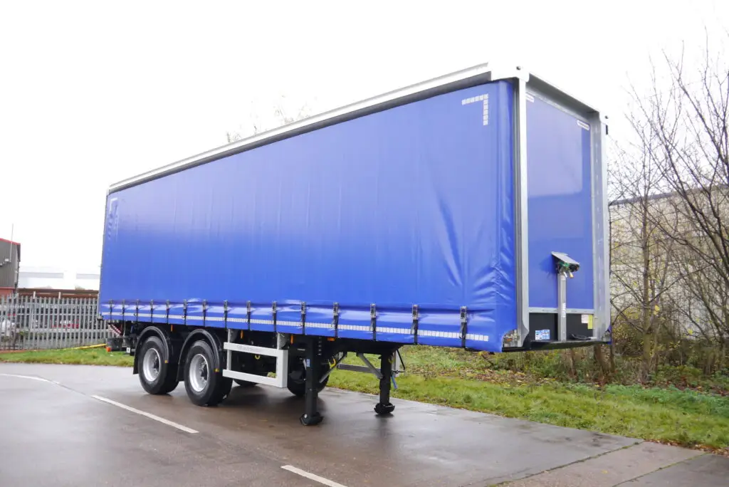 Urban Curtainsider