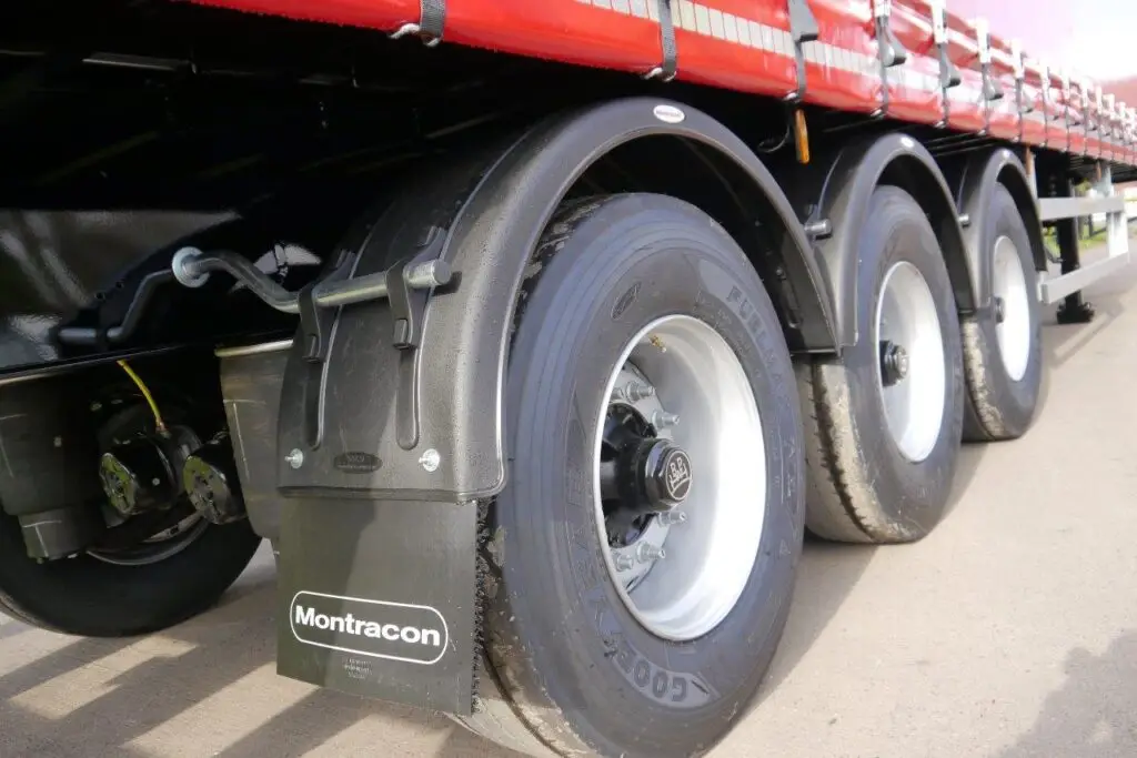 Posted Curtainsider